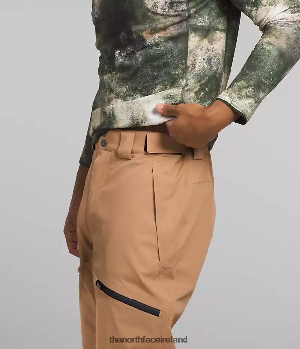 Clothing The North Face Men Chakal Pants Almond Butter/TNF Black 4VP2RZ708