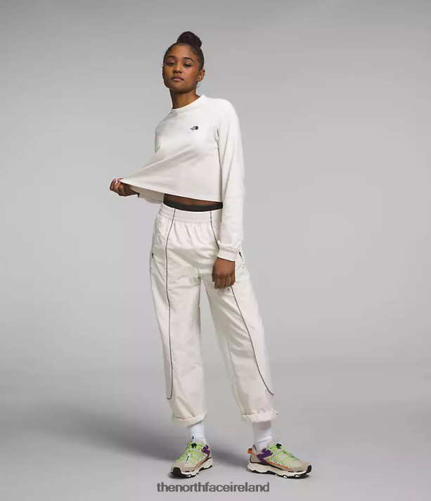 Clothing The North Face Women Long-Sleeve Heritage Patch Tee Gardenia White 4VP2RZ851